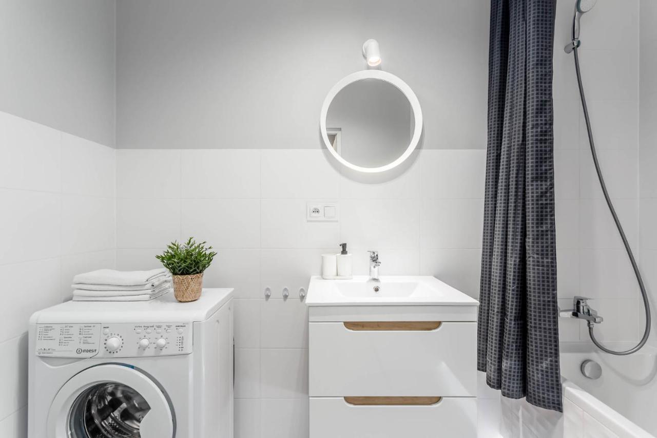 Chill Apartments Mokotow Business Center Varsó Kültér fotó