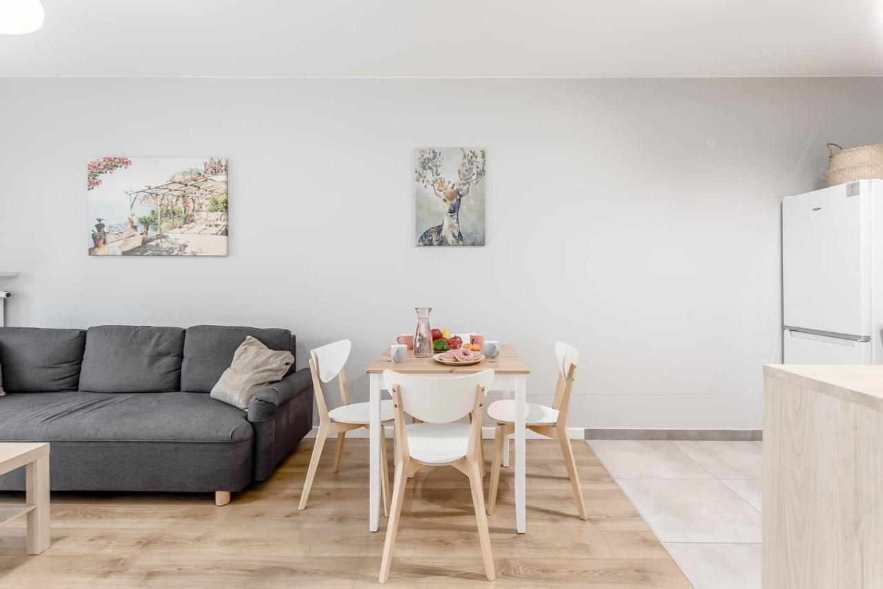 Chill Apartments Mokotow Business Center Varsó Kültér fotó